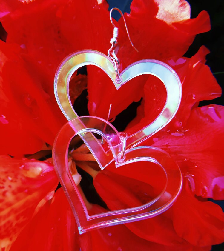 Wholesale- Heart Outline Earrings - Valentine Romantic Dreamy Cutout Emoji Lasercut Iridescent Reflective Rainbow Dangle Festival Rave Party Wear Holo