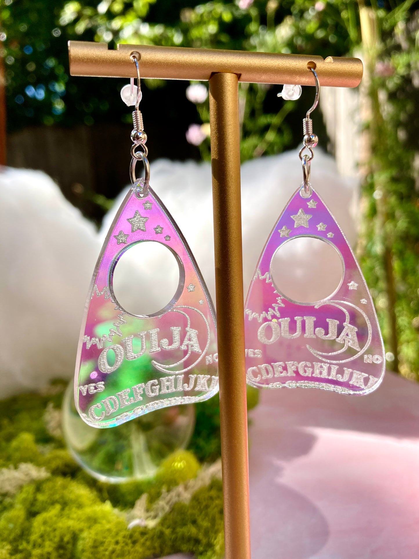 Ouija Planchette Earrings - Halloween Iridescent Mirrored Spooky Hallows Eve Divination Magic ProphecyFortuneSpirit Board Talking Board Undead Lightweight Hypoallergenic Reflective Mirrored Rave Festival Party Witch